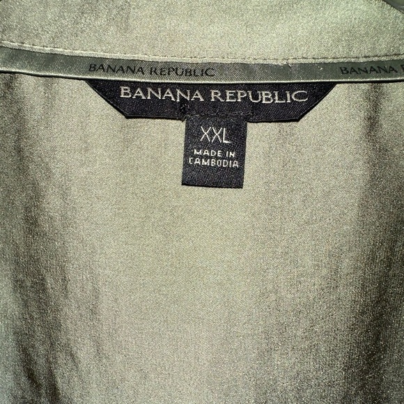 Banana Republic Women's Green Satin Blouse Collared Pullover Top XXL Button Cuff - Picture 2 of 10